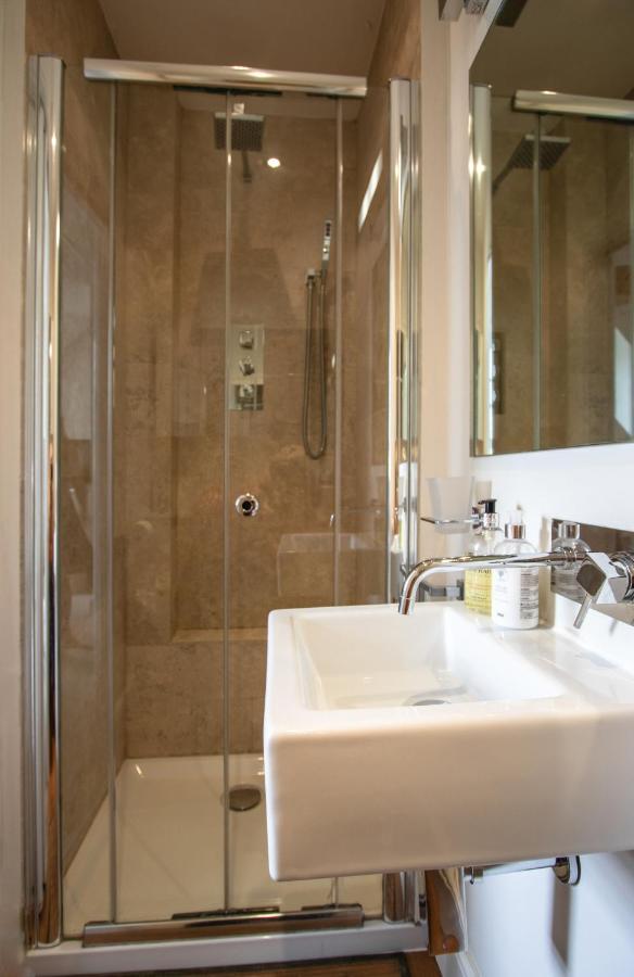 The Quay - Old Town Poole B&B - Great Location - Secure Free Parking Buitenkant foto
